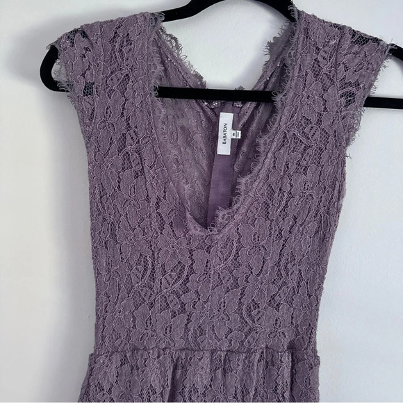 1 💜 Babaton Aritzia Lace Floral Dress - Picture 2 of 7